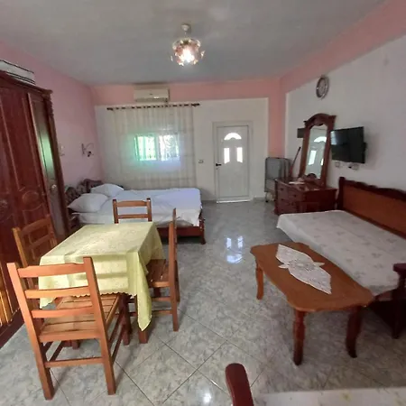 Villa Donald Borş
