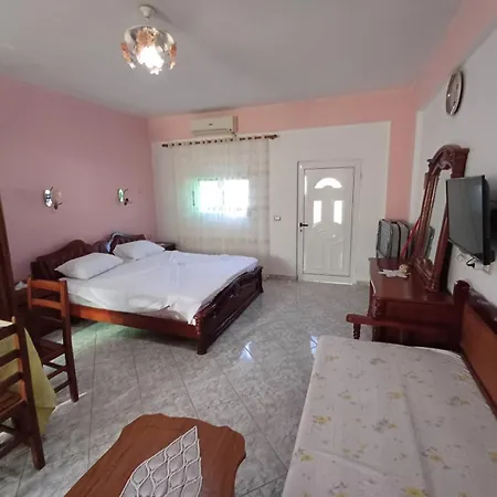 Donald Villa Borş